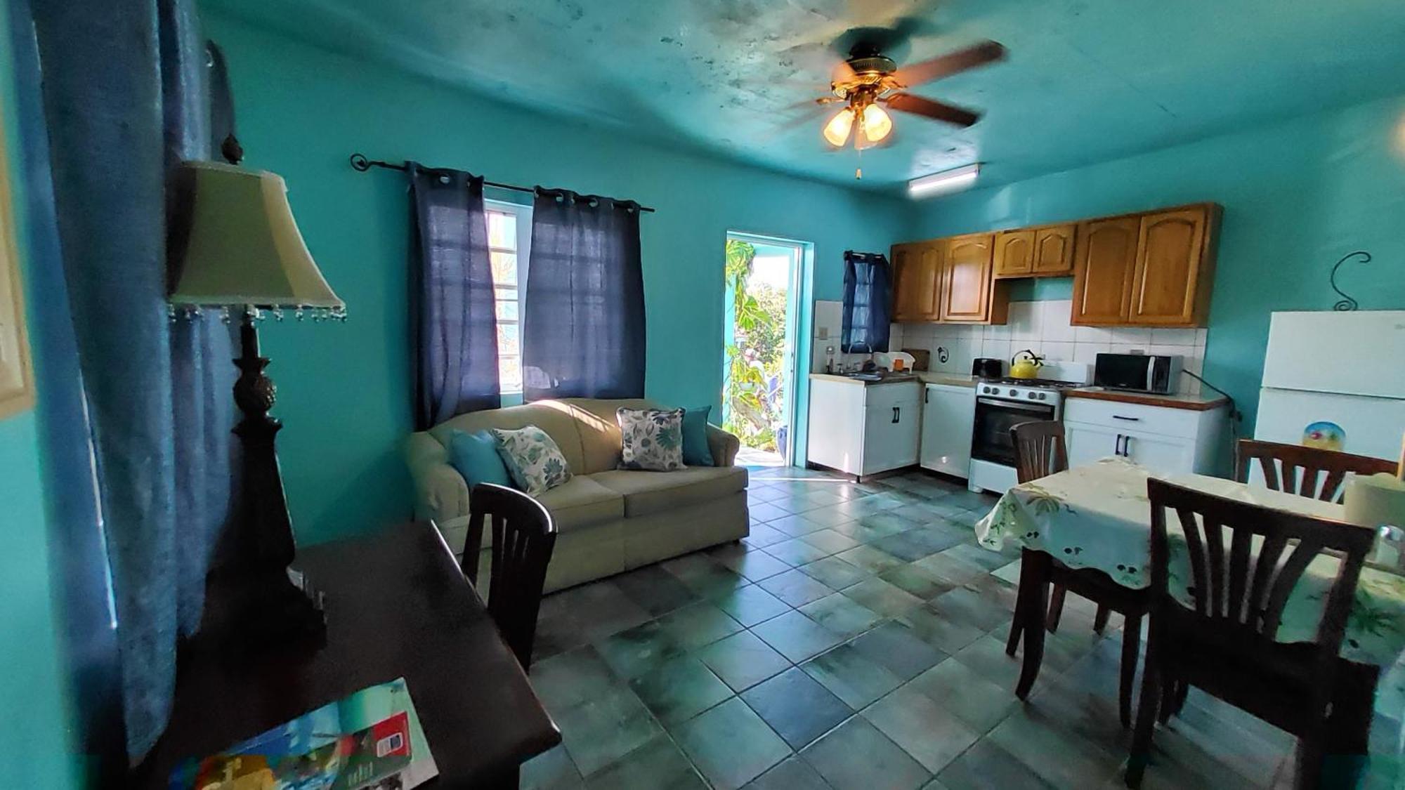 Lamblion Holiday Apartment Freemans Bagian luar foto