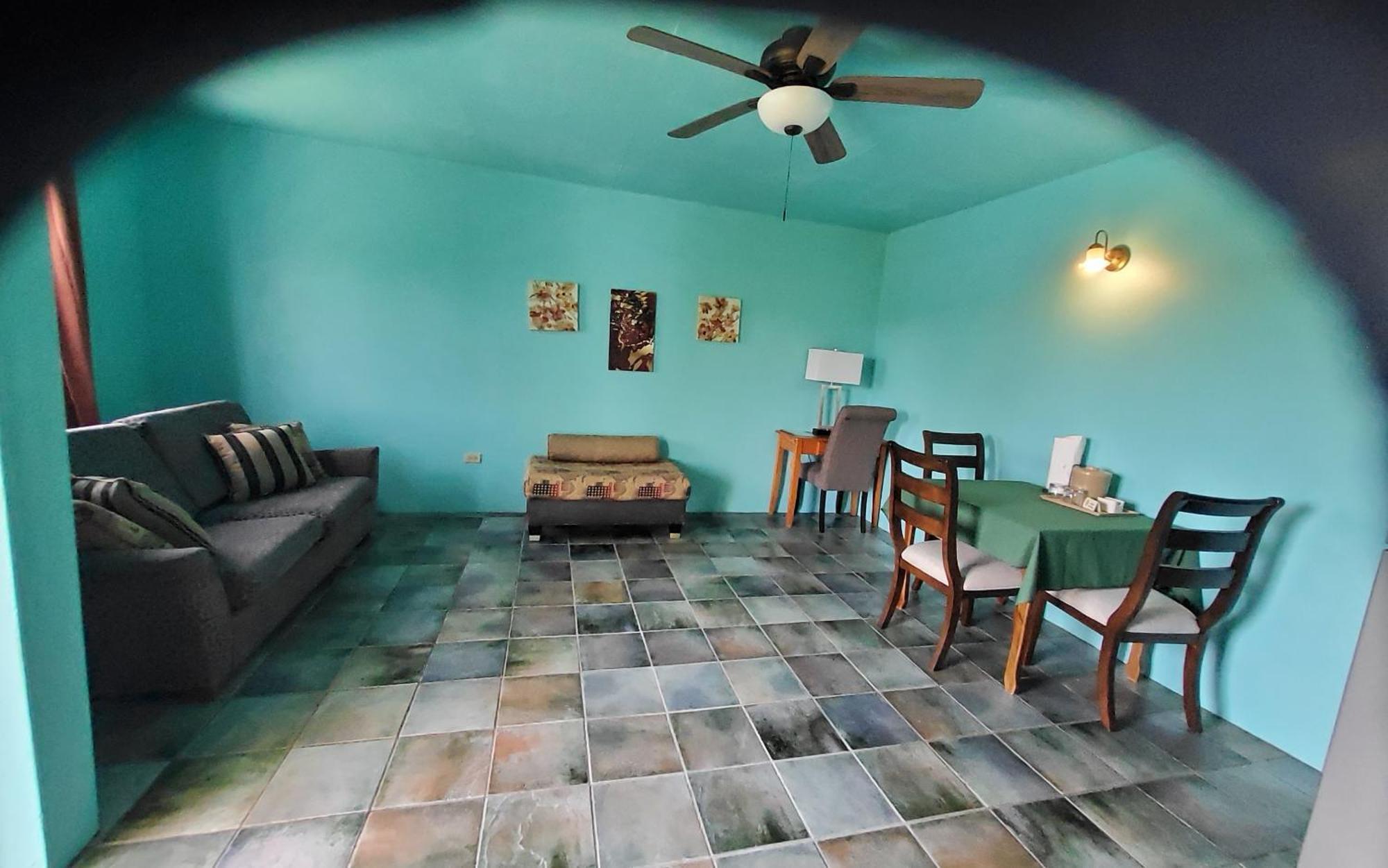 Lamblion Holiday Apartment Freemans Bagian luar foto