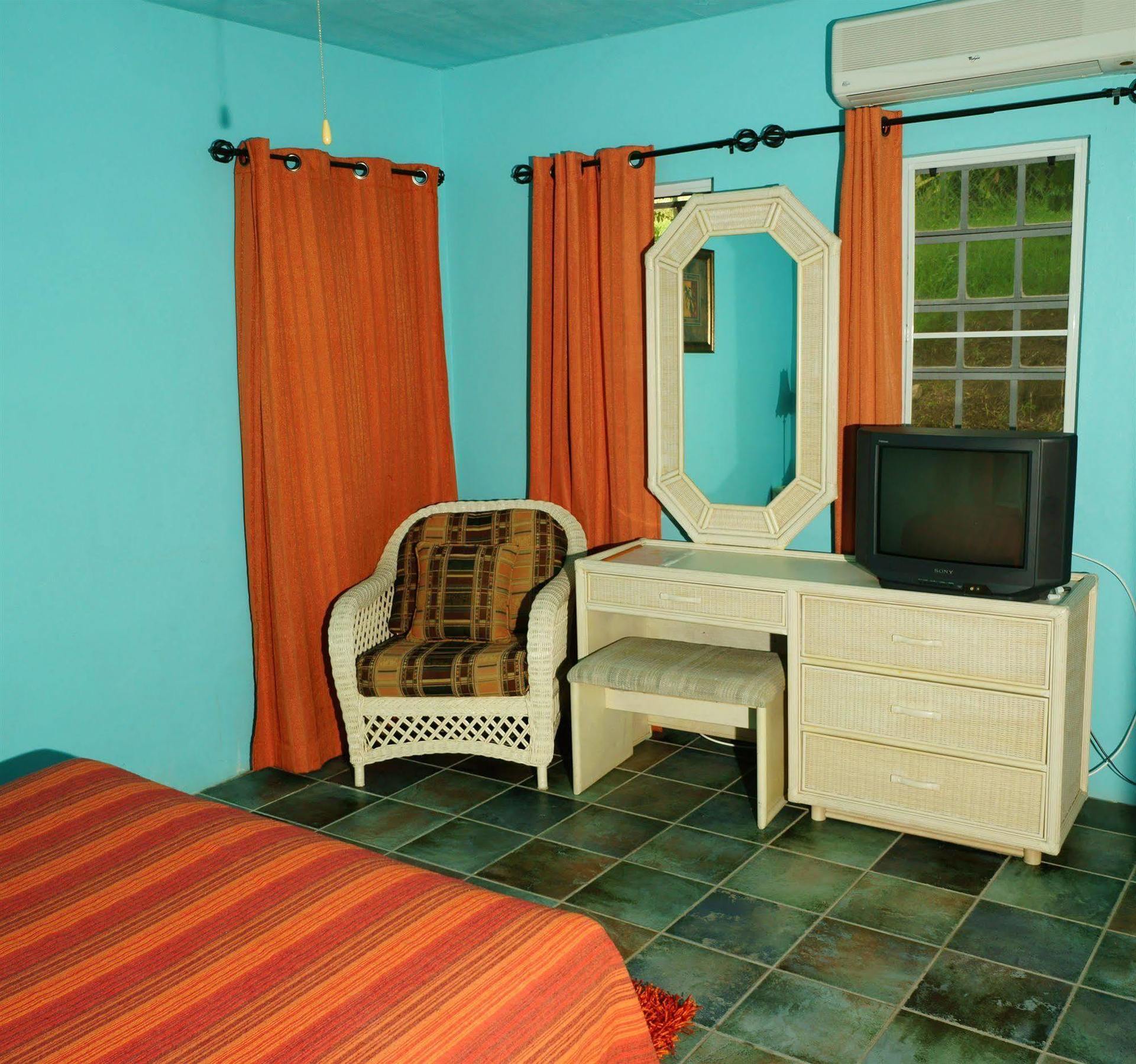 Lamblion Holiday Apartment Freemans Bagian luar foto